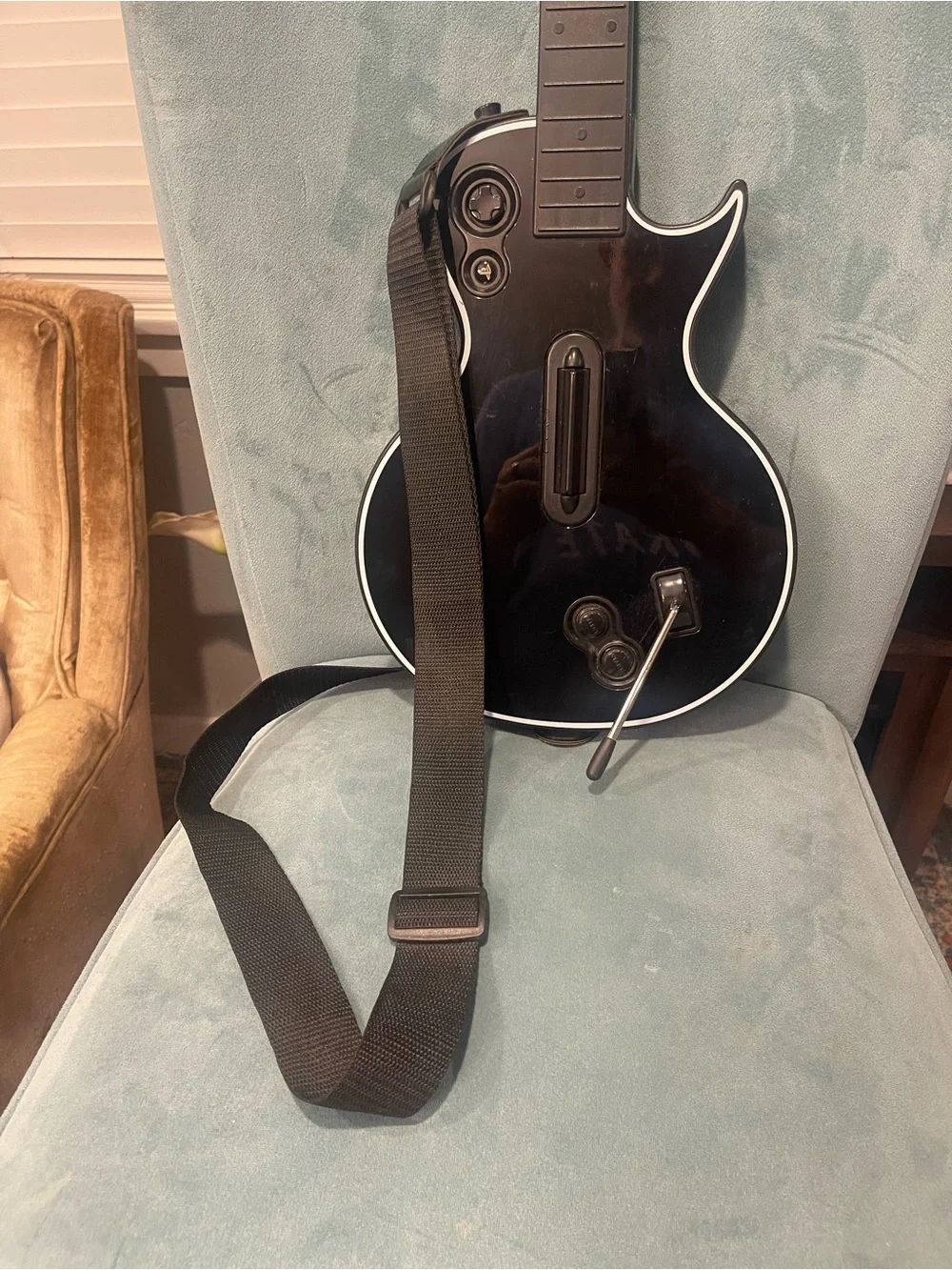 Guitar Hero Gibson Les Paul PS3 Wireless Guitar 95121.805 No Dongle